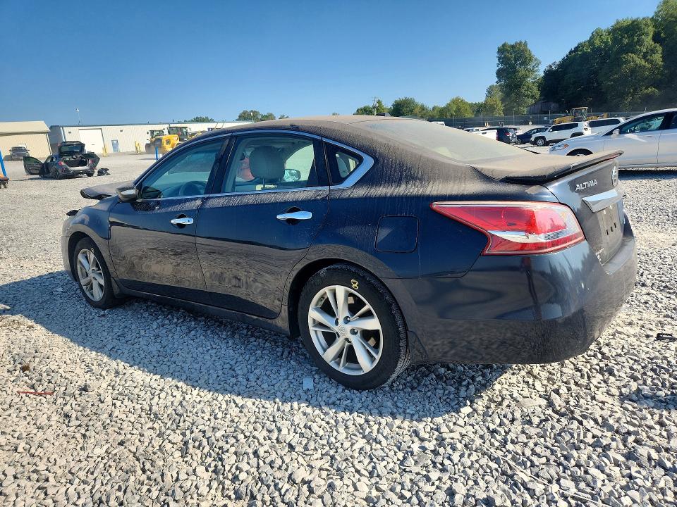 Photo 2 from auction – 2013 NISSAN ALTIMA with VIN 1N4AL3AP5DC285233