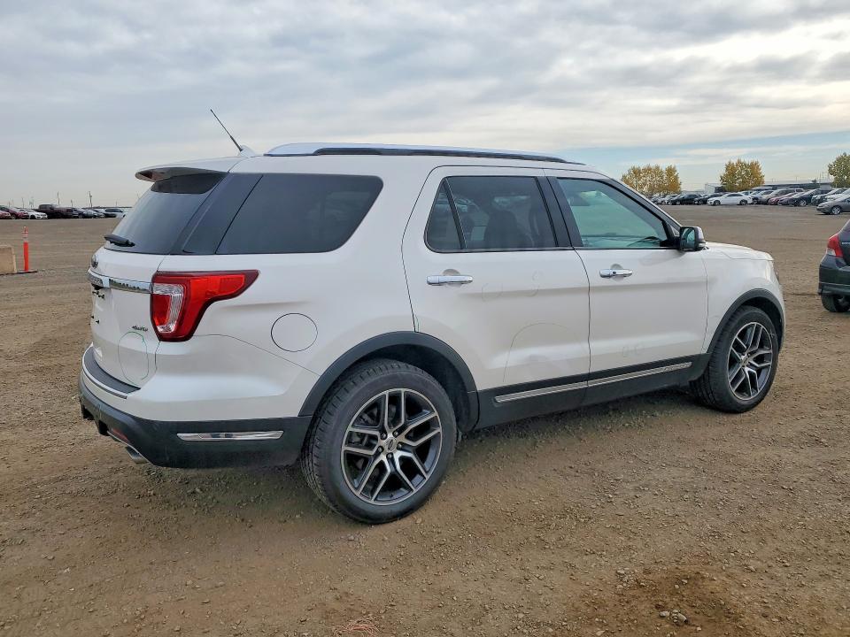 Снимка 3 от търг – 2018 FORD EXPLORER с VIN 1FM5K8F86JGA74457