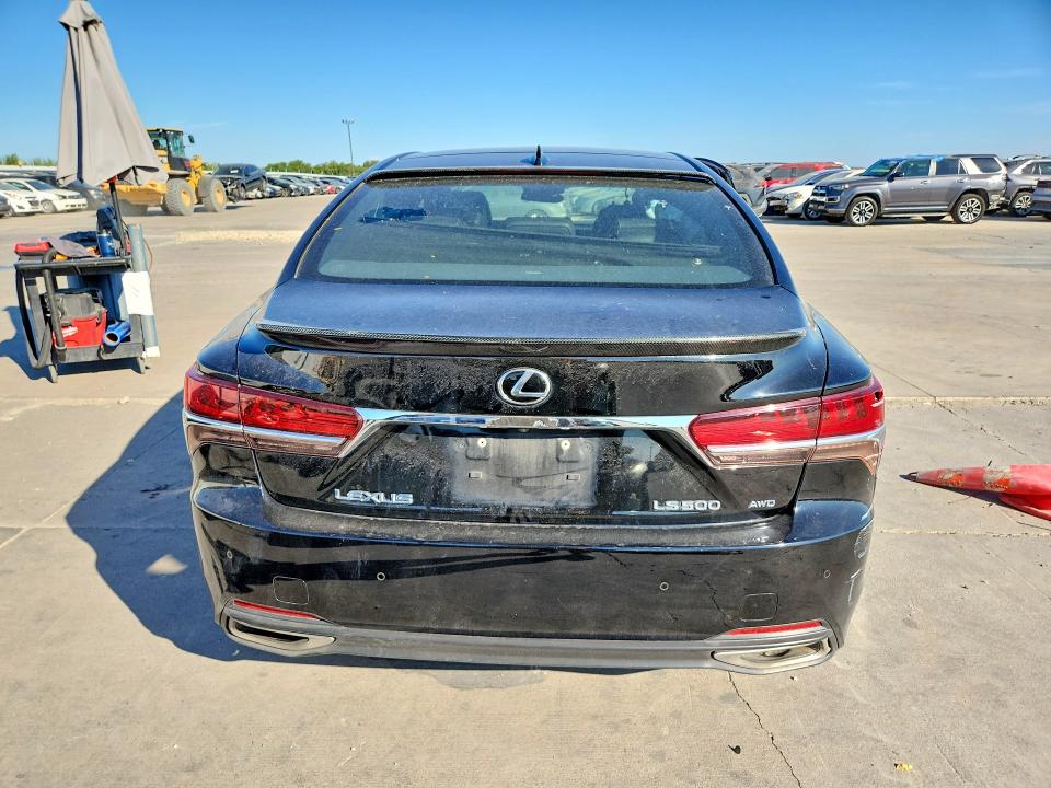 Photo 6 from auction – 2018 LEXUS LS with VIN JTHC5LFF7J5000429