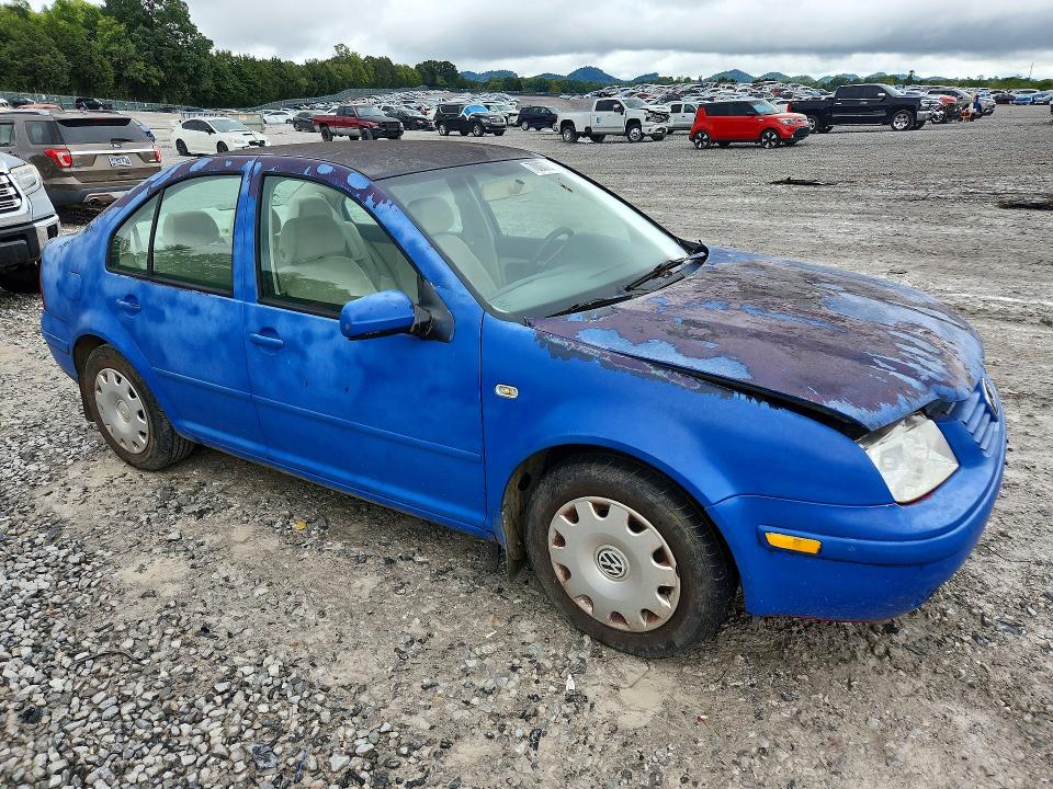 Photo 4 from auction – 2001 VOLKSWAGEN JETTA with VIN 3VWSK69MX1M103160