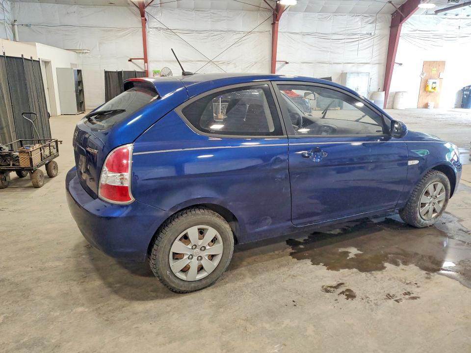 Photo 3 from auction – 2010 HYUNDAI ACCENT with VIN KMHCM3AC3AU168913