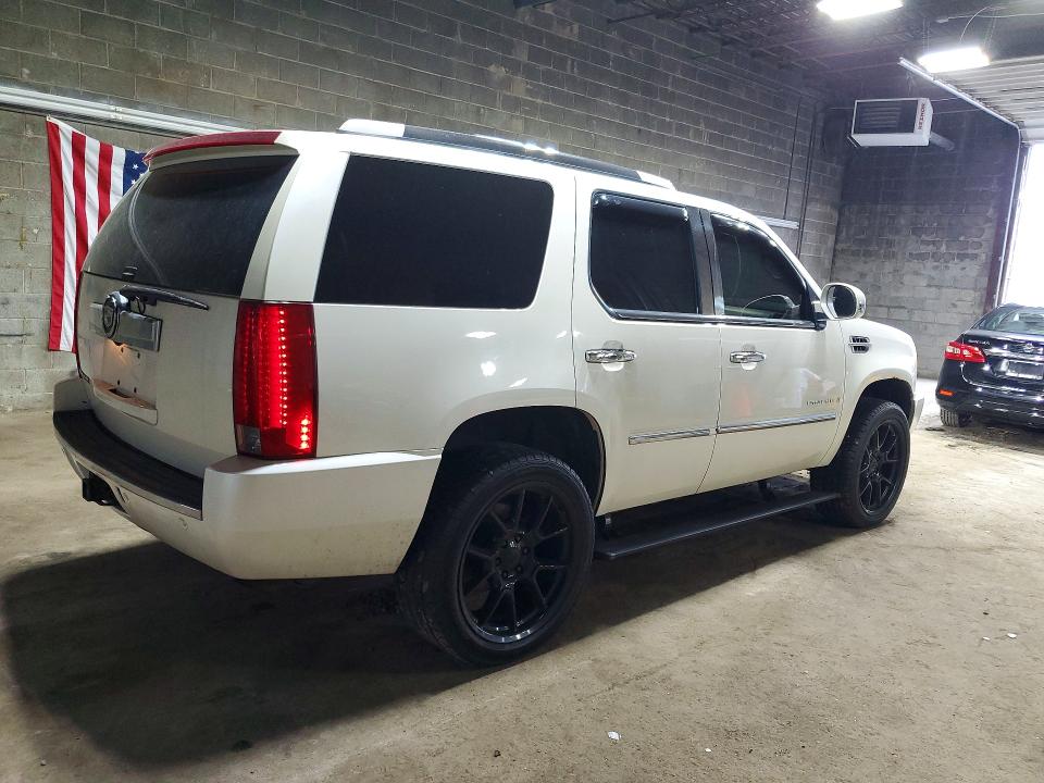 Photo 3 from auction – 2007 CADILLAC ESCALADE with VIN 1GYFK63847R167163