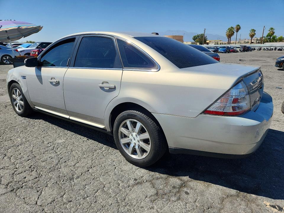 Foto 2 de la subasta – 2009 FORD TAURUS con VIN 1FAHP24W29G109420