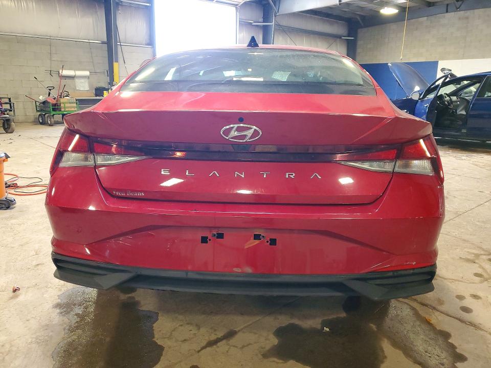 Снимка 6 от търг – 2021 HYUNDAI ELANTRA с VIN KMHLM4AG7MU205829
