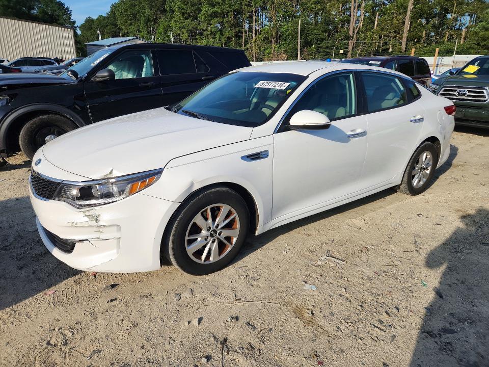 KIA OPTIMA 2016 with VIN KNAGT4L35G5098889 - Photo from auction