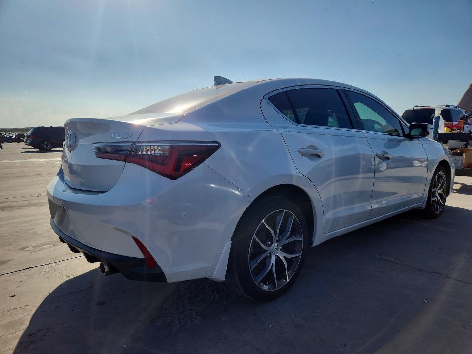Photo 3 from auction – 2020 ACURA ILX with VIN 19UDE2F7XLA010795
