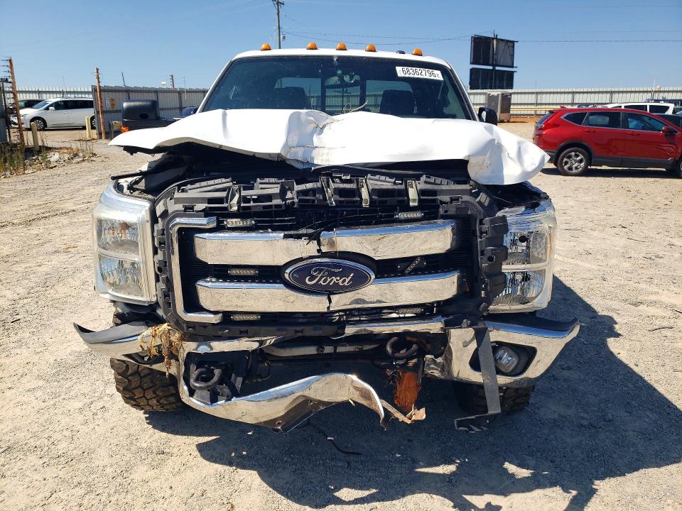 صورة رقم 5 من المزاد - 2016 FORD F350 مع VIN 1FT8W3BT4GEC28087
