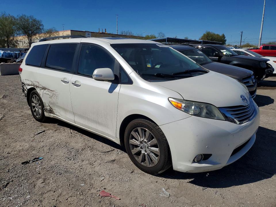 Photo 4 from auction – 2014 TOYOTA SIENNA with VIN 5TDYK3DC7ES437940