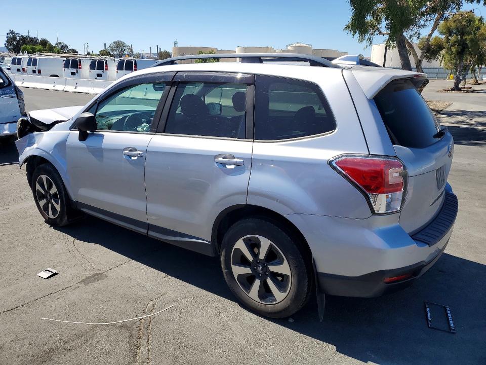 صورة رقم 2 من المزاد - 2018 SUBARU FORESTER مع VIN JF2SJAEC7JH578437
