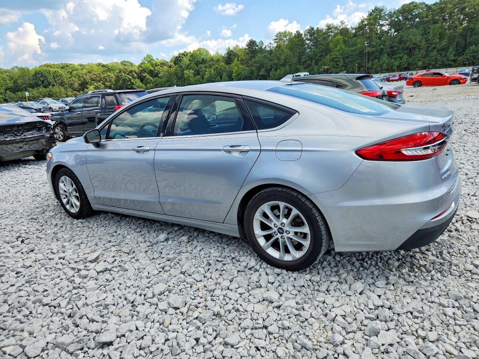 Photo 2 from auction – 2020 FORD FUSION with VIN 3FA6P0HD0LR256176