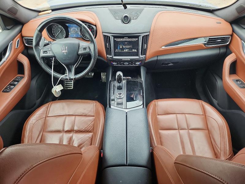 Zdjęcie 8 z aukcji – 2017 MASERATI LEVANTE z VIN ZN661XUS8HX245626