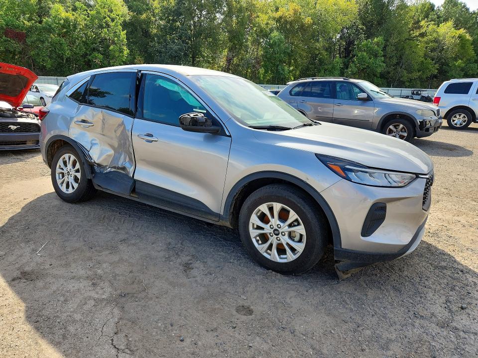 Zdjęcie 4 z aukcji – 2023 FORD ESCAPE z VIN 1FMCU0GNXPUA65956