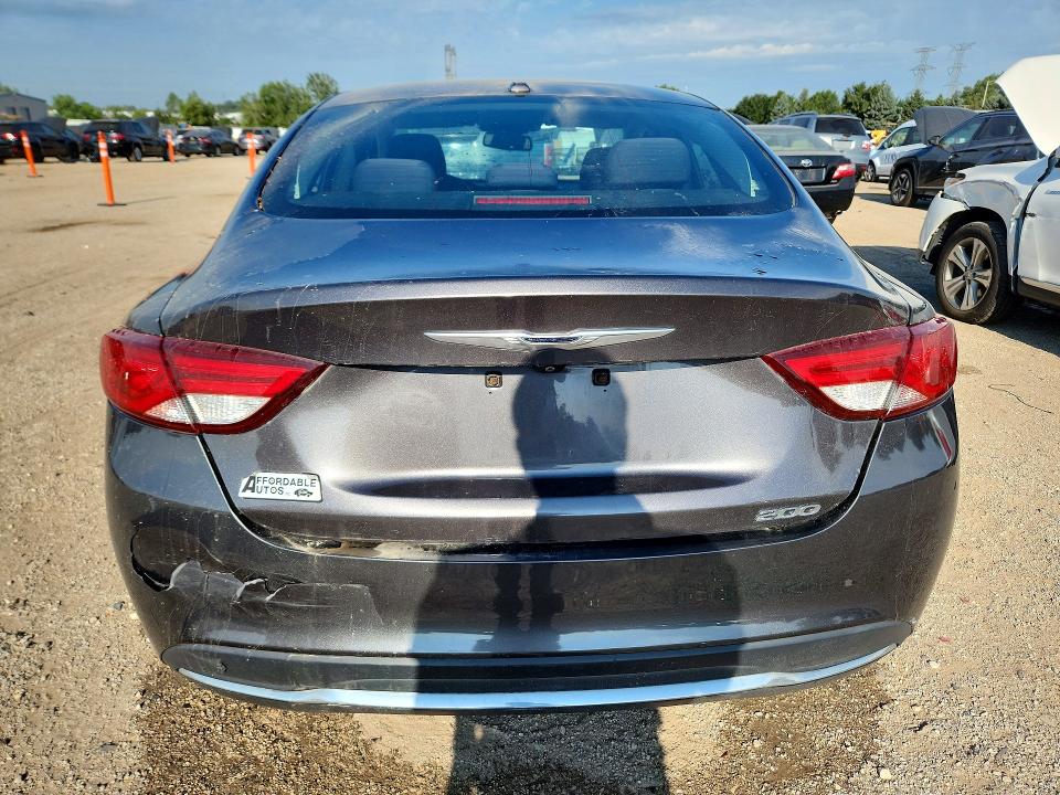 Photo 6 from auction – 2015 CHRYSLER 200 with VIN 1C3CCCAB4FN665392