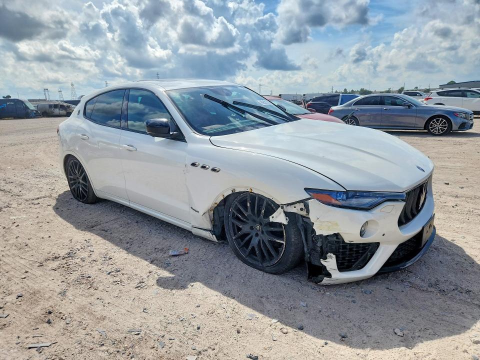 Foto 4 de la subasta – 2019 MASERATI LEVANTE con VIN ZN661XUS4KX333323