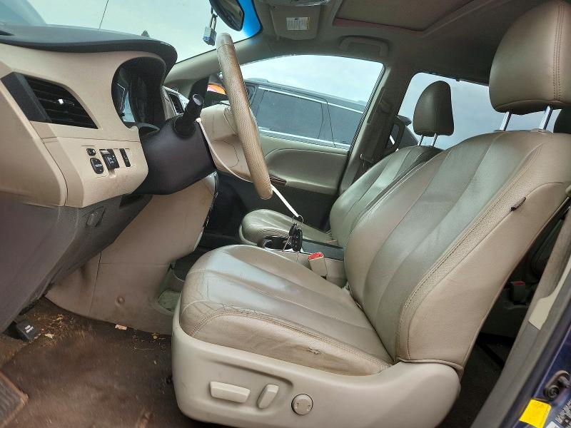 Photo 7 from auction – 2013 TOYOTA SIENNA with VIN 5TDYK3DC7DS332569