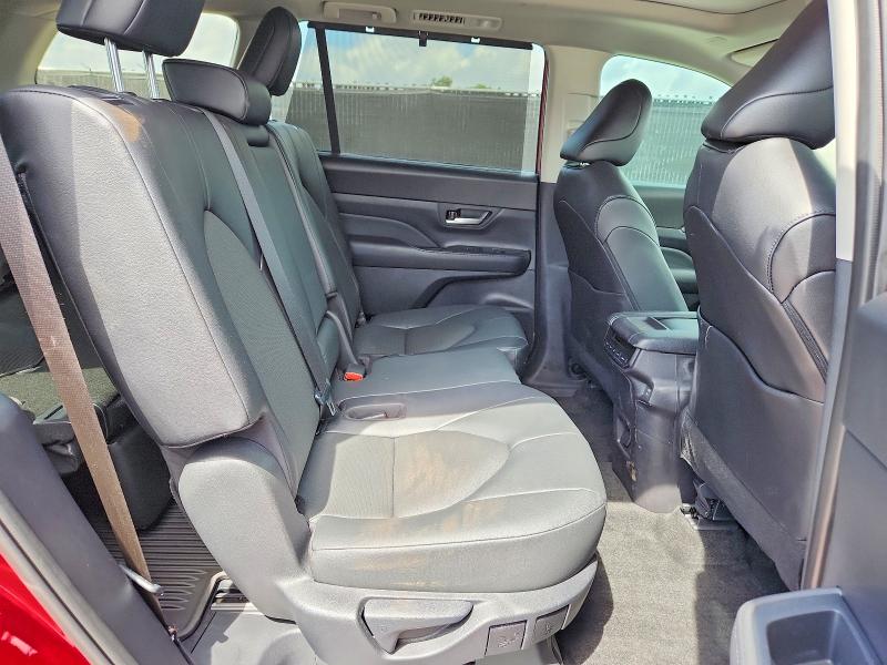 Foto 11 de la subasta – 2026 TOYOTA GRAND HIGHLANDER con VIN 5TDABAA5XTS003519