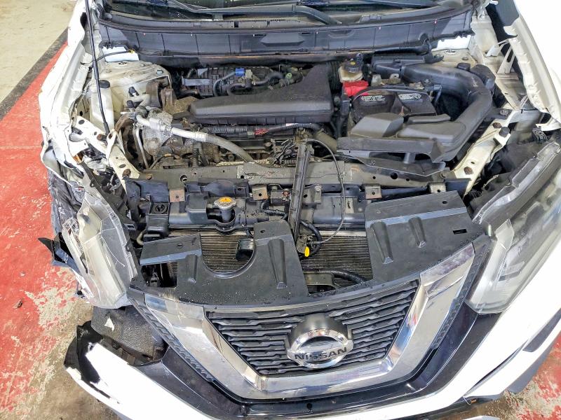 Photo 11 from auction – 2017 NISSAN ROGUE with VIN 5N1AT2MV2HC813567