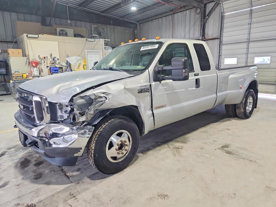 2004 FORD F350 - Търг №69381956
