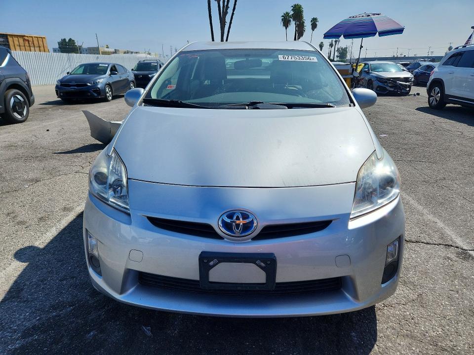 Photo 5 from auction – 2011 TOYOTA PRIUS with VIN JTDKN3DUXB0258828