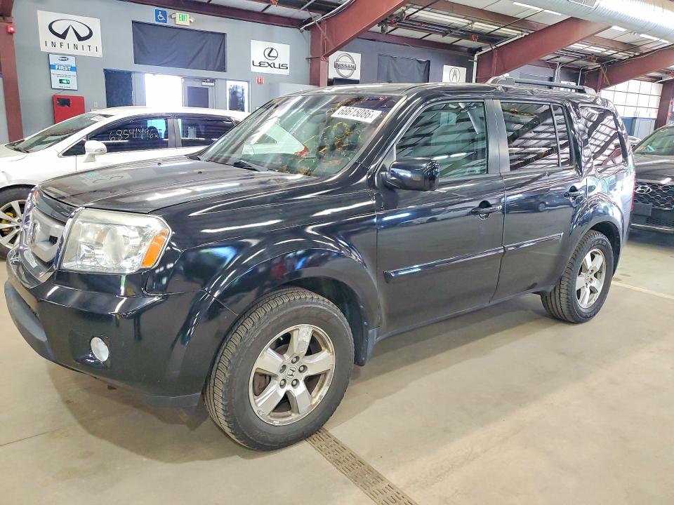 HONDA PILOT 2011 with VIN 5FNYF4H58BB096120 - Photo from auction