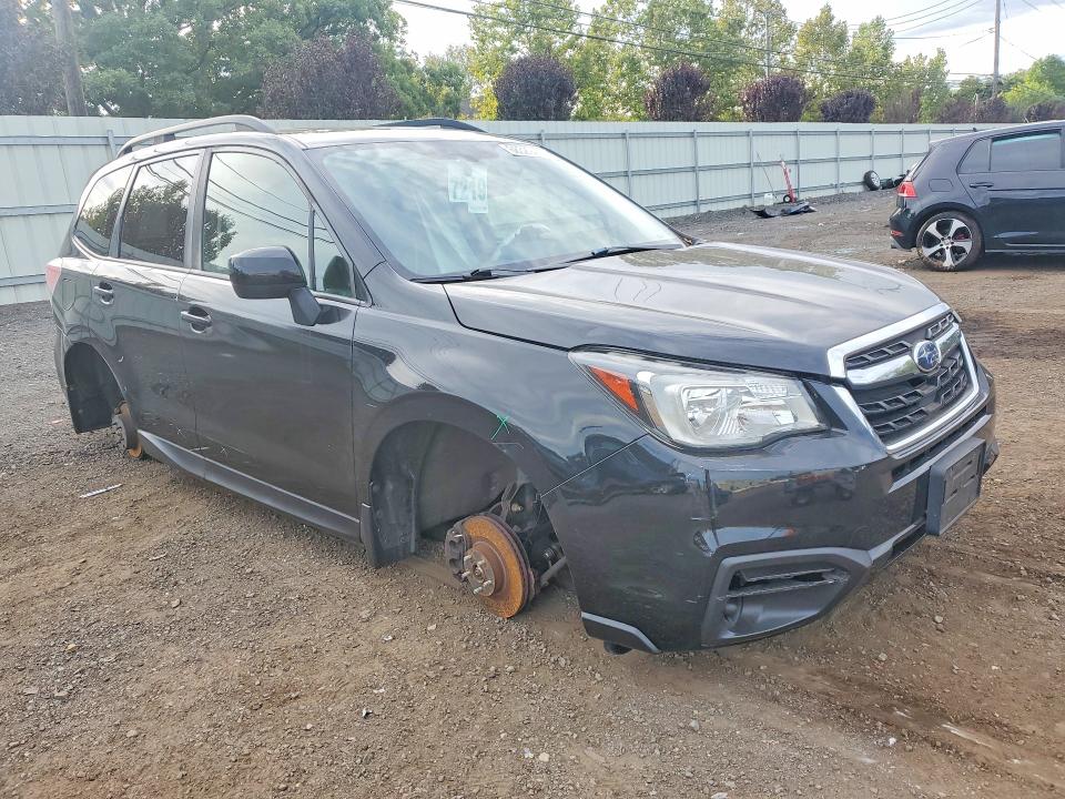 Снимка 4 от търг – 2017 SUBARU FORESTER с VIN JF2SJAEC5HH417028