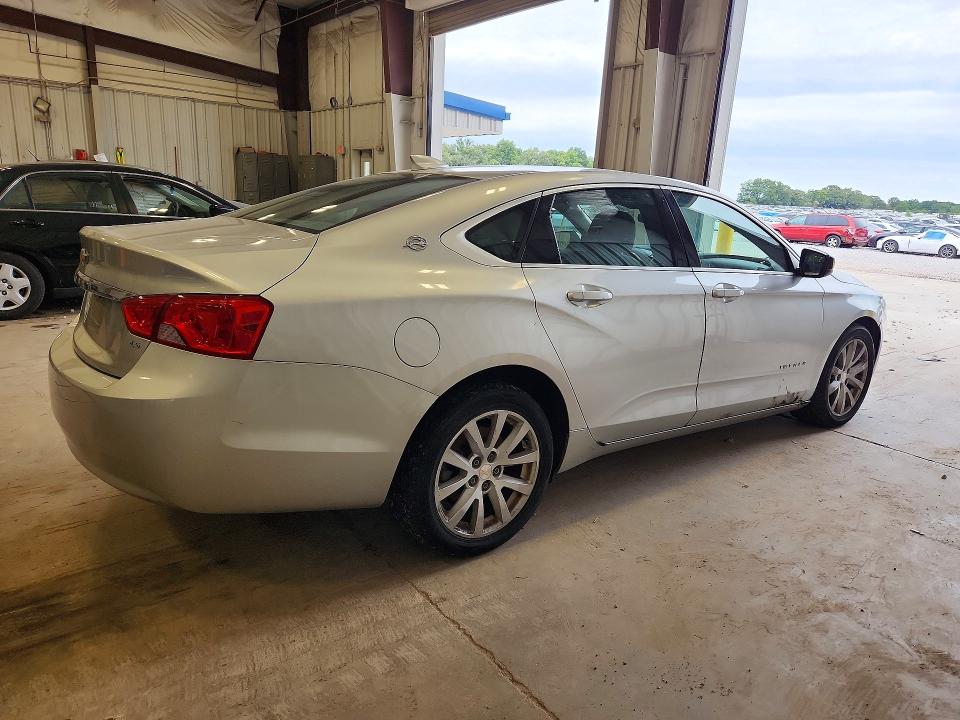 Photo 3 from auction – 2015 CHEVROLET IMPALA with VIN 1G11X5SL2FU138458
