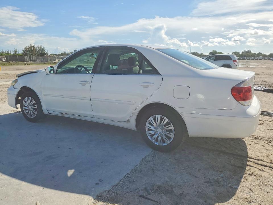 Photo 2 from auction – 2005 TOYOTA CAMRY with VIN 4T1BE32K75U382744