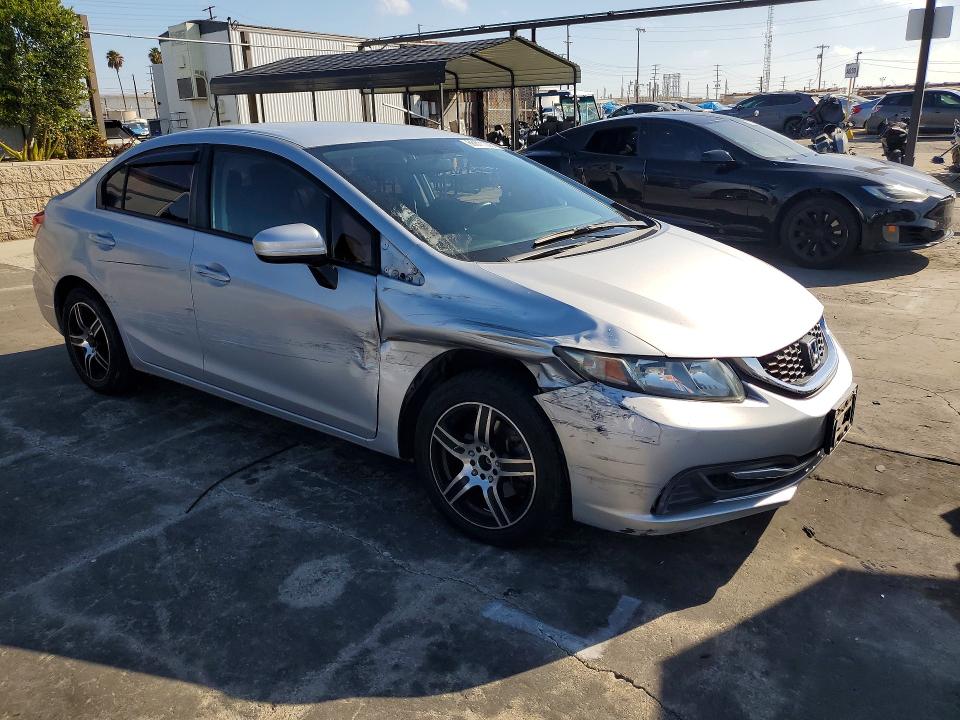 Photo 4 from auction – 2015 HONDA CIVIC with VIN 2HGFB2F59FH549835