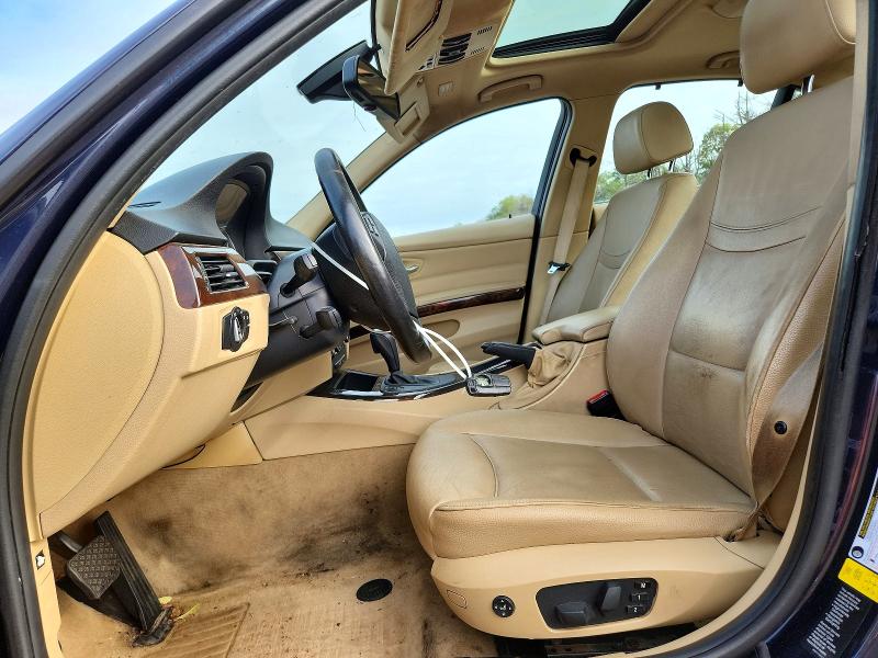Photo 7 from auction – 2010 BMW 328 with VIN WBAPK5C58AA653634