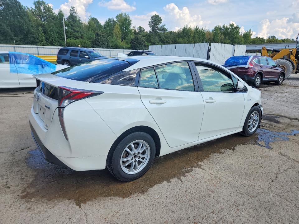 Photo 3 from auction – 2017 TOYOTA PRIUS with VIN JTDKARFU1H3042286