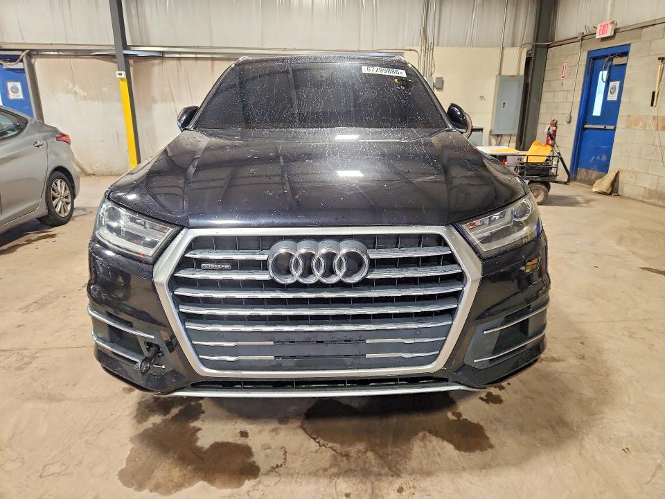 Photo 5 from auction – 2019 AUDI Q7 with VIN WA1AHAF79KD024102