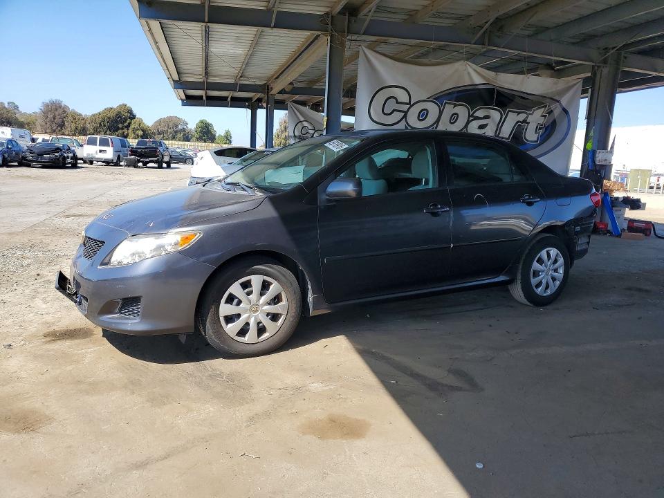 TOYOTA COROLLA 2010 с VIN 1NXBU4EEXAZ260890 - Снимка от търг