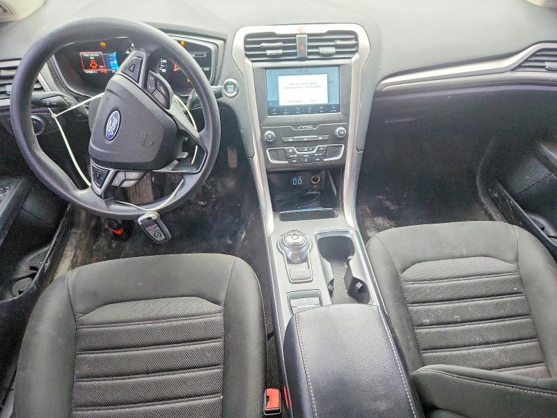 Photo 8 from auction – 2020 FORD FUSION with VIN 3FA6P0HD7LR261990