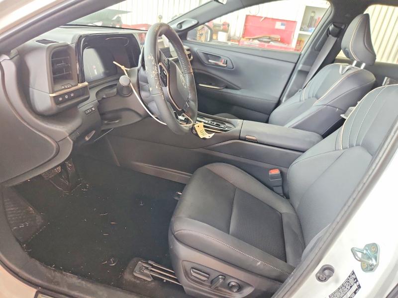 Снимка 7 от търг – 2026 TOYOTA CROWN SIGNIA с VIN JTDACAAJ4T3045339