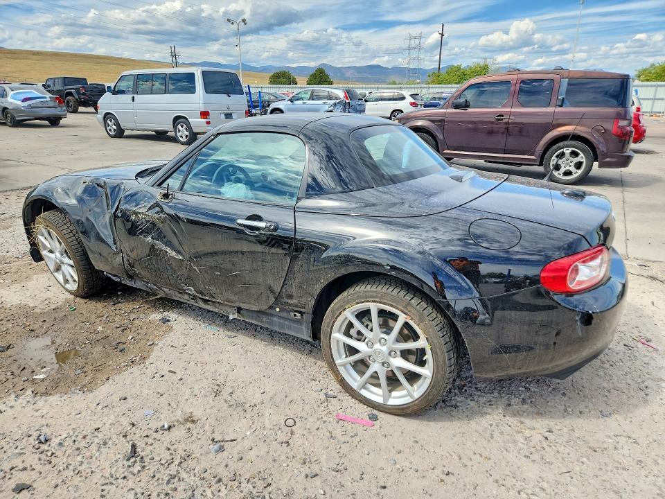 Фото 2 с аукциона – 2010 MAZDA MX-5 MIATA с VIN JM1NC2FF0A0206571