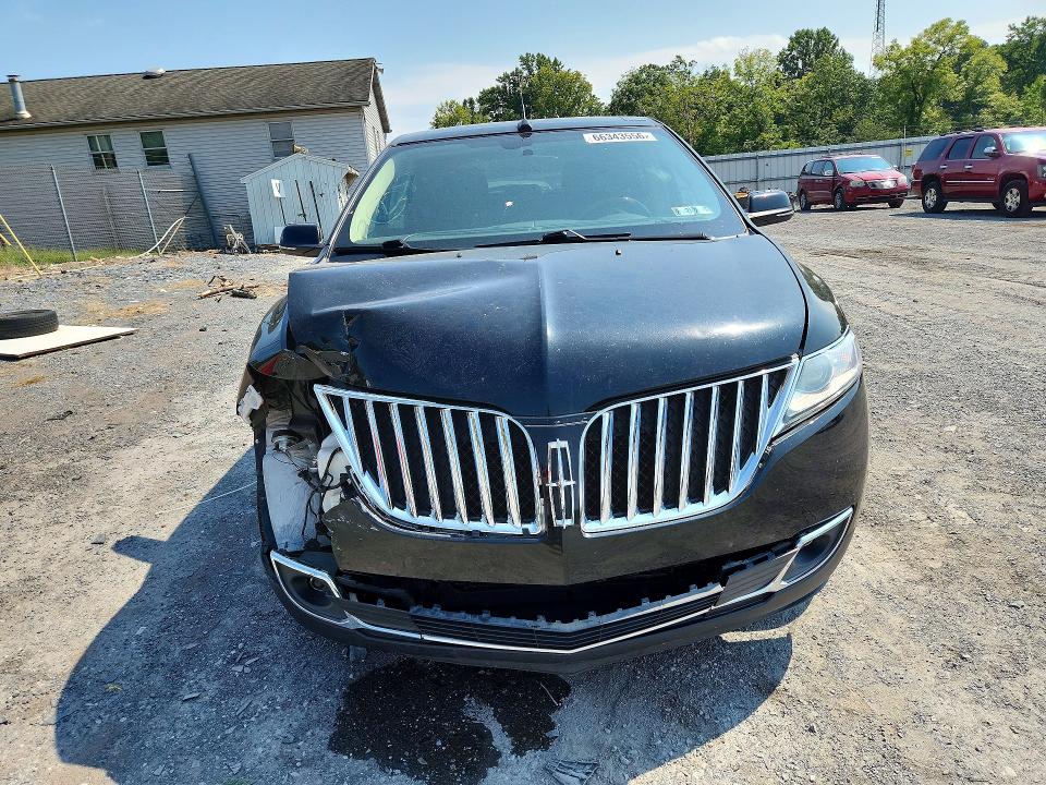 Фото 5 с аукциона – 2015 LINCOLN MKX с VIN 2LMDJ8JKXFBL32984