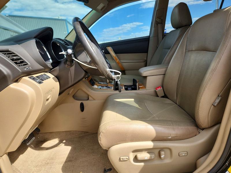 Photo 7 from auction – 2008 TOYOTA HIGHLANDER with VIN JTEEW44A882019258