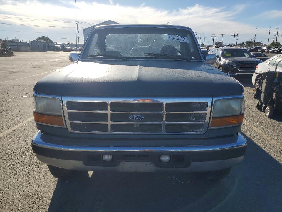Photo 5 from auction – 1995 FORD F250 with VIN 2FTHF25F9SCA49865