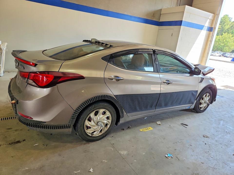 Photo 3 from auction – 2016 HYUNDAI ELANTRA with VIN 5NPDH4AE5GH691325