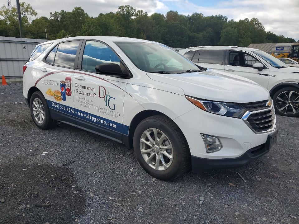 Photo 4 from auction – 2021 CHEVROLET EQUINOX with VIN 2GNAXHEV4M6157795