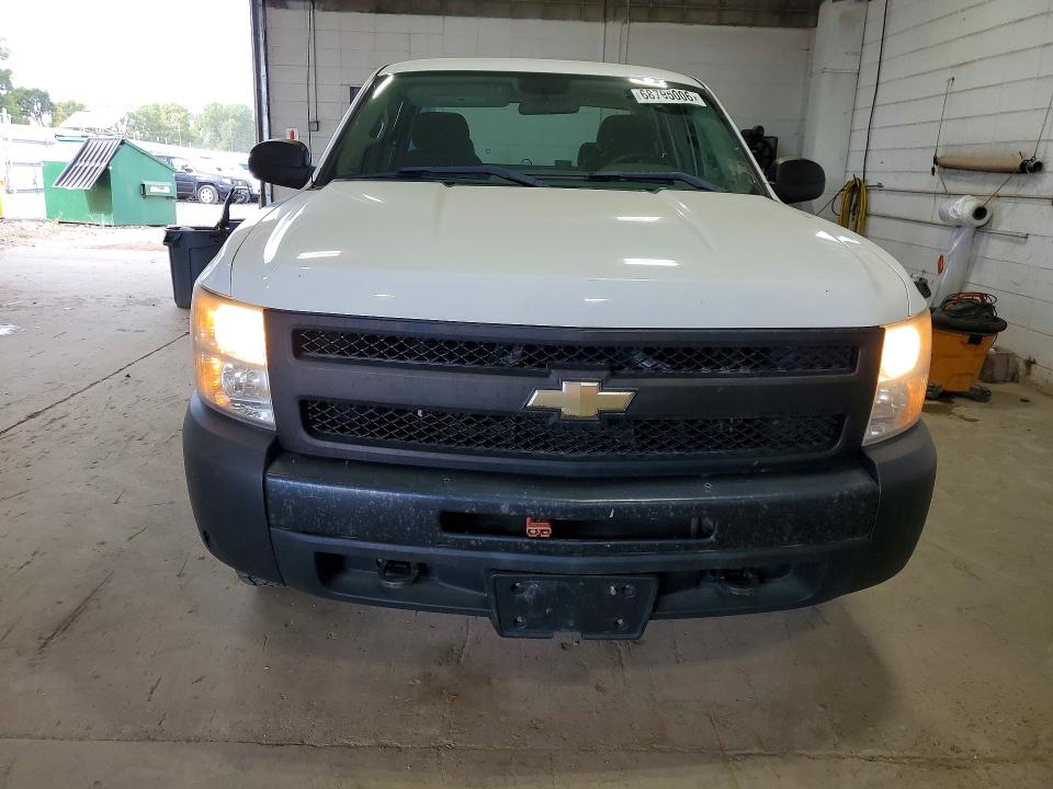 Photo 5 from auction – 2010 CHEVROLET SILVERADO with VIN 1GCSKPE35AZ232542