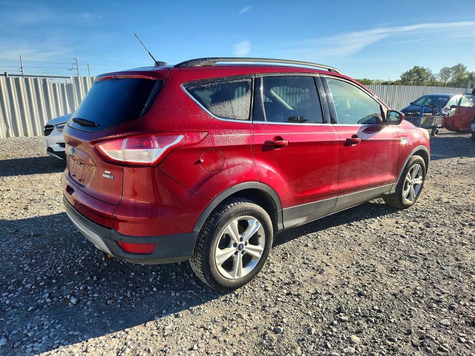 Снимка 3 от търг – 2014 FORD ESCAPE с VIN 1FMCU9GX6EUE36601