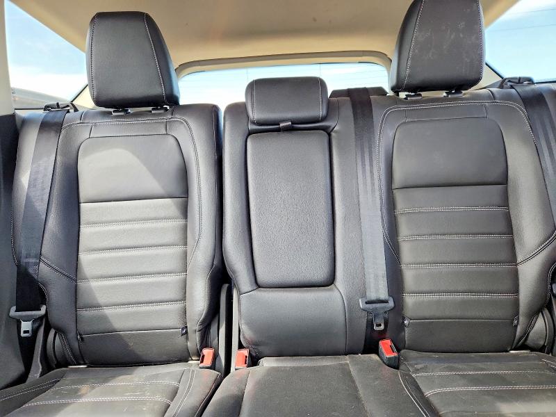 Снимка 10 от търг – 2017 FORD ESCAPE с VIN 1FMCU9J92HUB80973