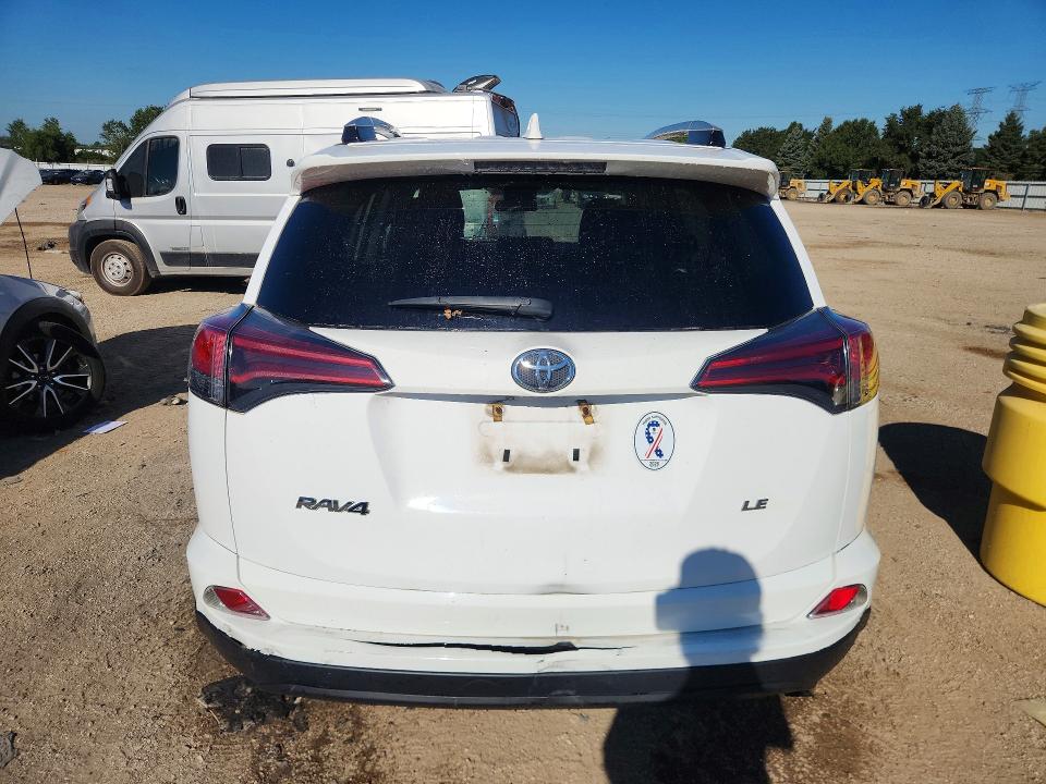 Photo 6 from auction – 2016 TOYOTA RAV4 with VIN 2T3ZFREV5GW303618