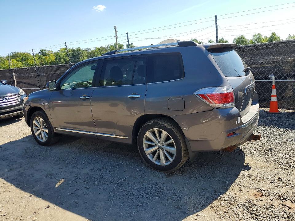 Photo 2 from auction – 2013 TOYOTA HIGHLANDER with VIN JTEDC3EH0D2019193