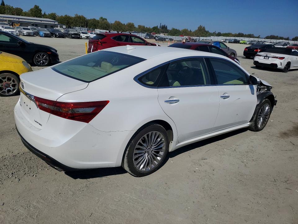 Photo 3 from auction – 2018 TOYOTA AVALON with VIN 4T1BK1EB8JU269517