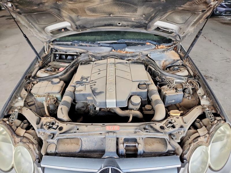 Photo 11 from auction – 2004 MERCEDES-BENZ CLK with VIN WDBTJ65J04F097541