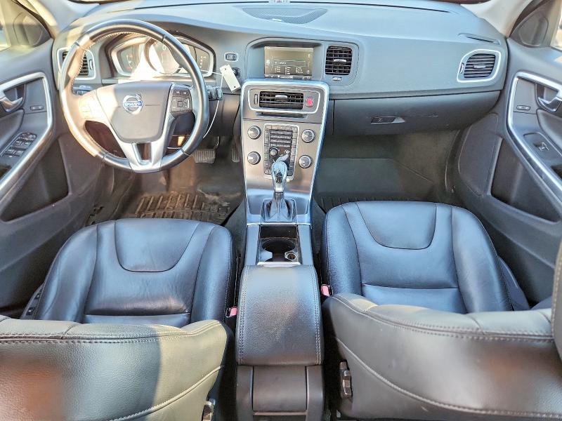 Снимка 8 от търг – 2015 VOLVO V60 с VIN YV140MEDXF1203057