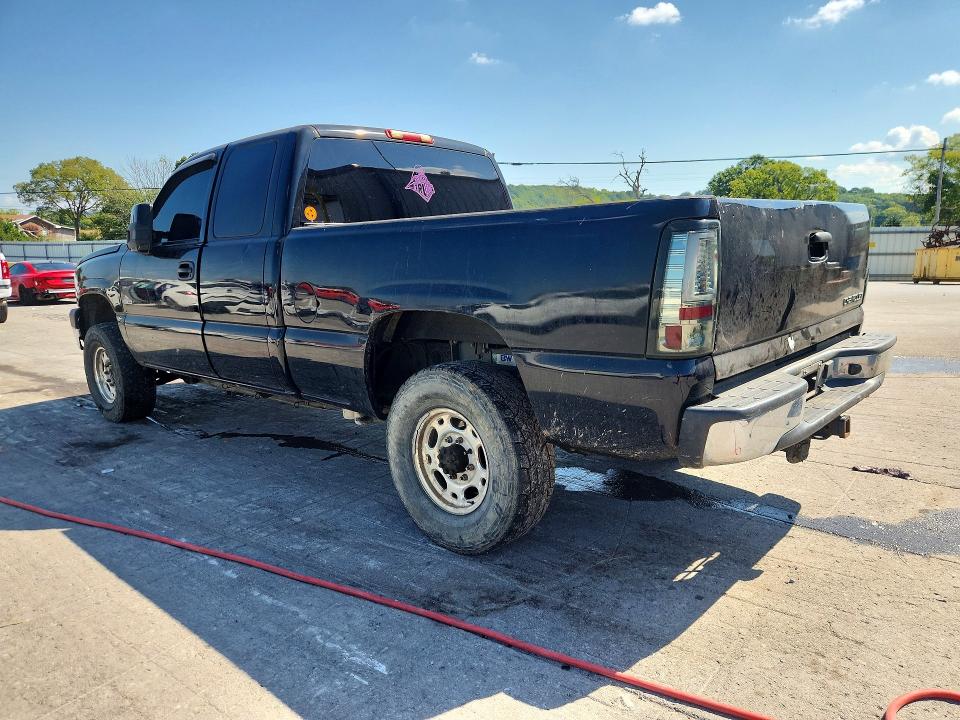Снимка 2 от търг – 2006 CHEVROLET SILVERADO с VIN 1GCHK29D36E226155