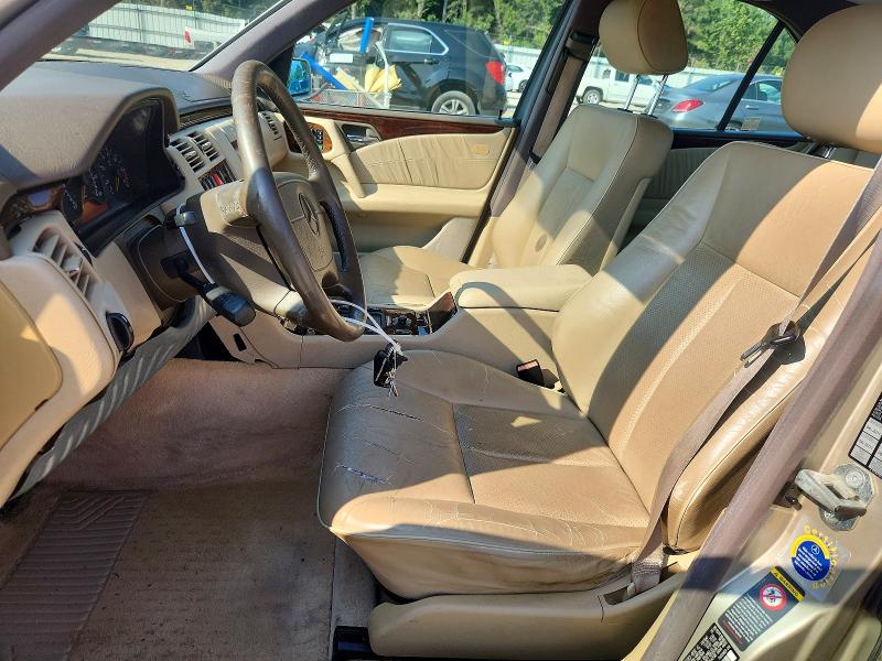 Photo 7 from auction – 1997 MERCEDES-BENZ E with VIN WDBJF72F1VA159008